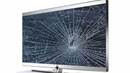 تعویض پنل شکسته تلویزیون یا خرید تلویزیون جدید؟